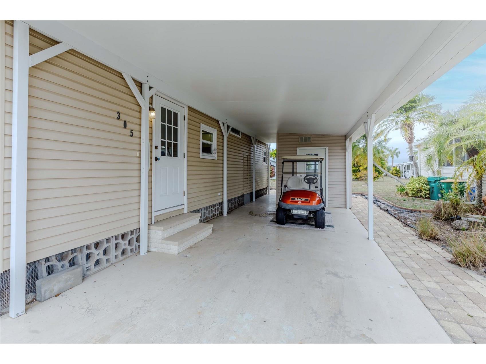2100 Kings Highway #305 Punta Gorda FL 33980 C7520337 image2
