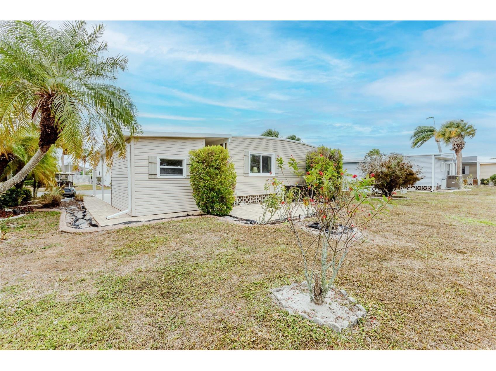 2100 Kings Highway #305 Punta Gorda FL 33980 C7520337 image5