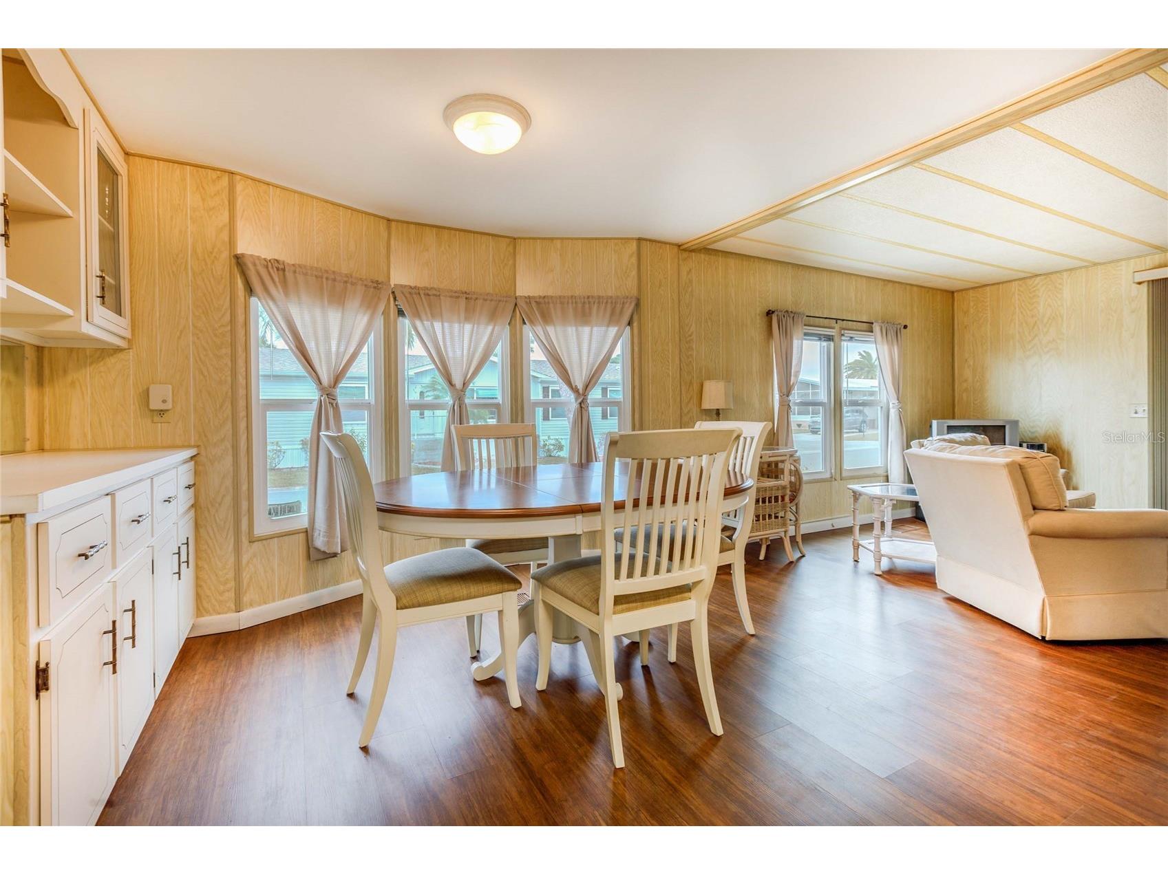 2100 Kings Highway #305 Punta Gorda FL 33980 C7520337 image6