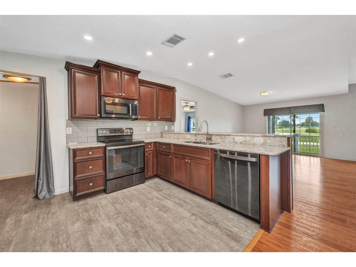 2100 Kings Highway #361 Port Charlotte FL 33980 D6143013 image14