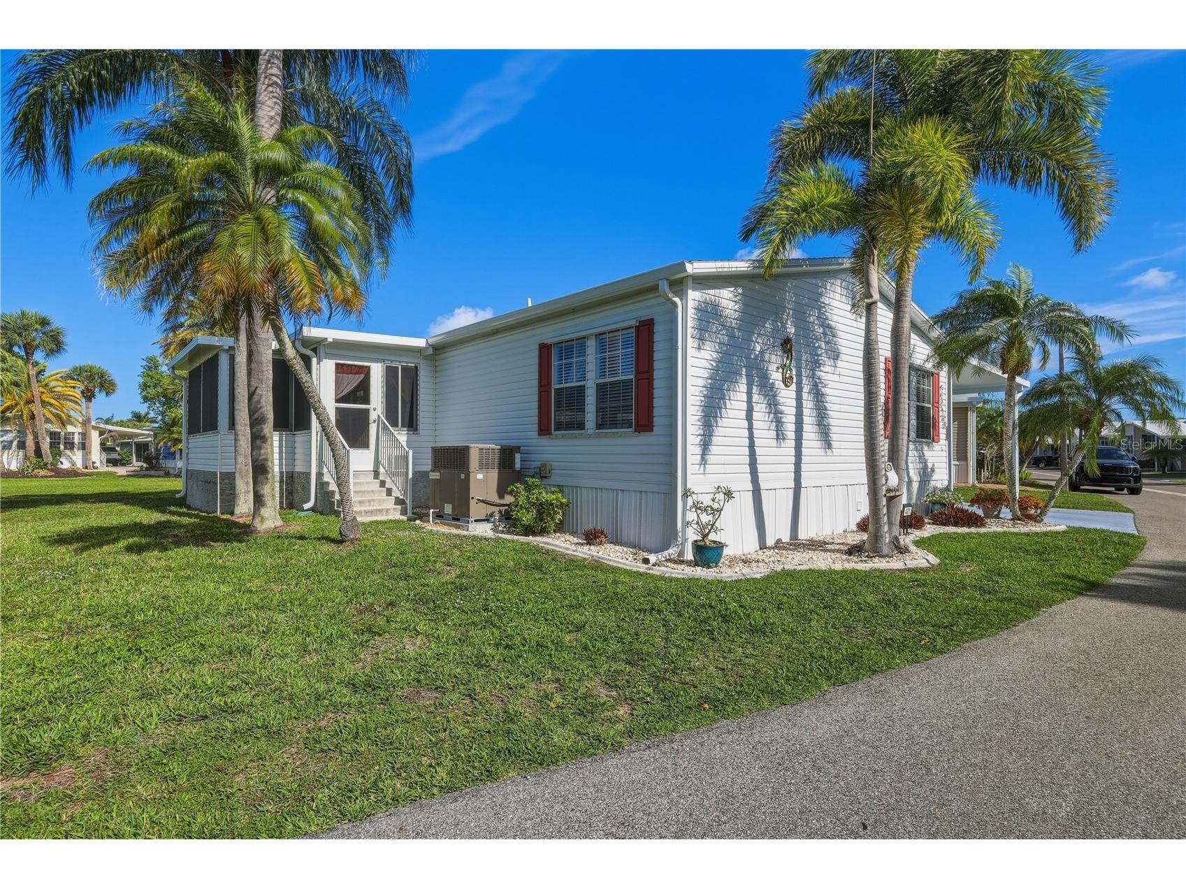 2100 Kings Highway #401 Port Charlotte FL 33980 C7524793 image1