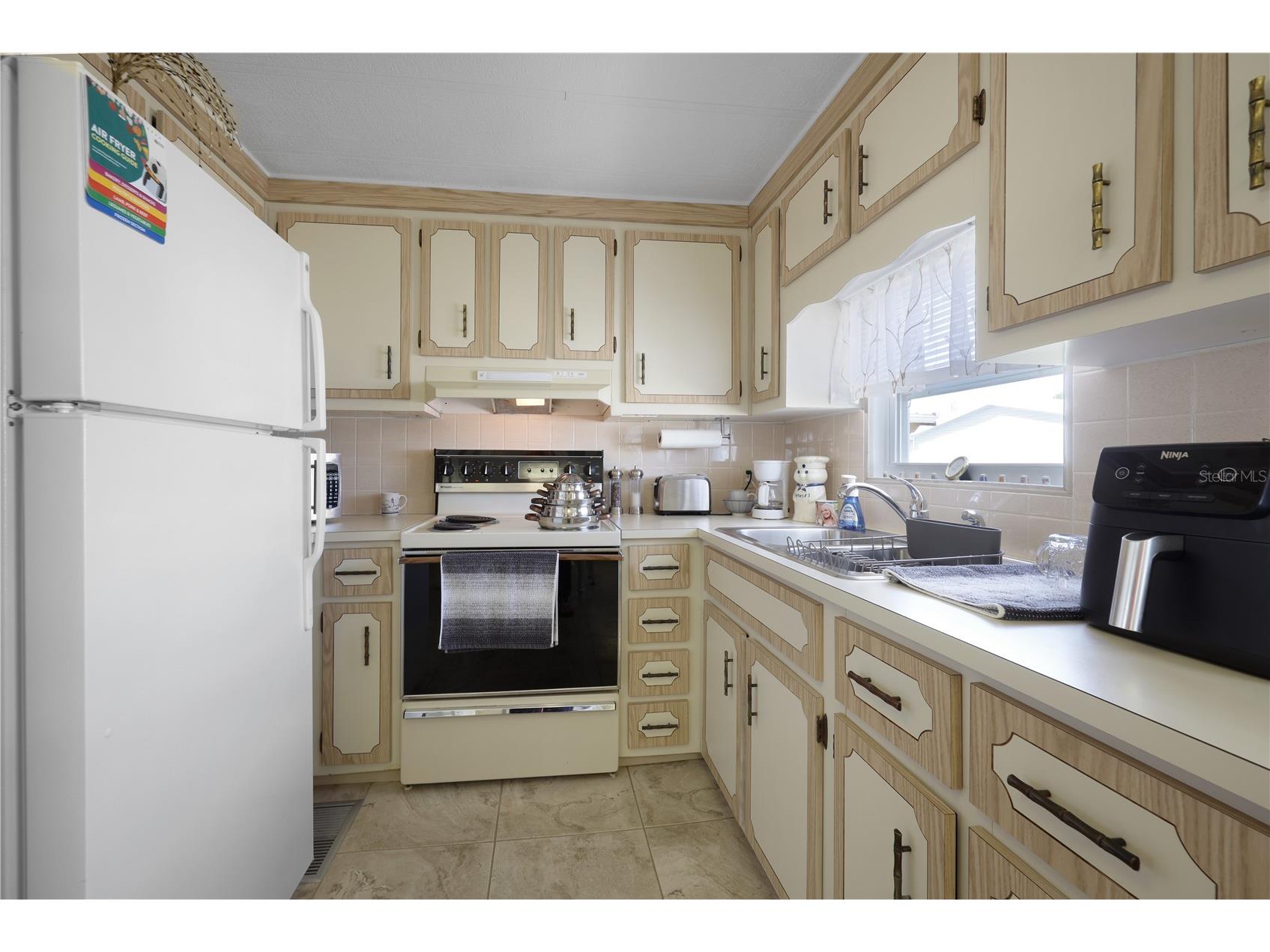 2100 Kings Highway #406 Port Charlotte FL 33980 C7522968 image17