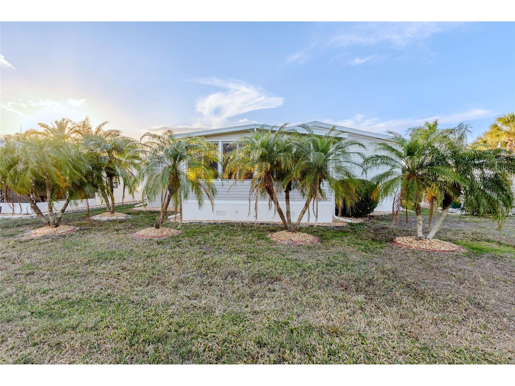 2100 Kings Highway #437 Punta Gorda FL 33980 C7523136 image24