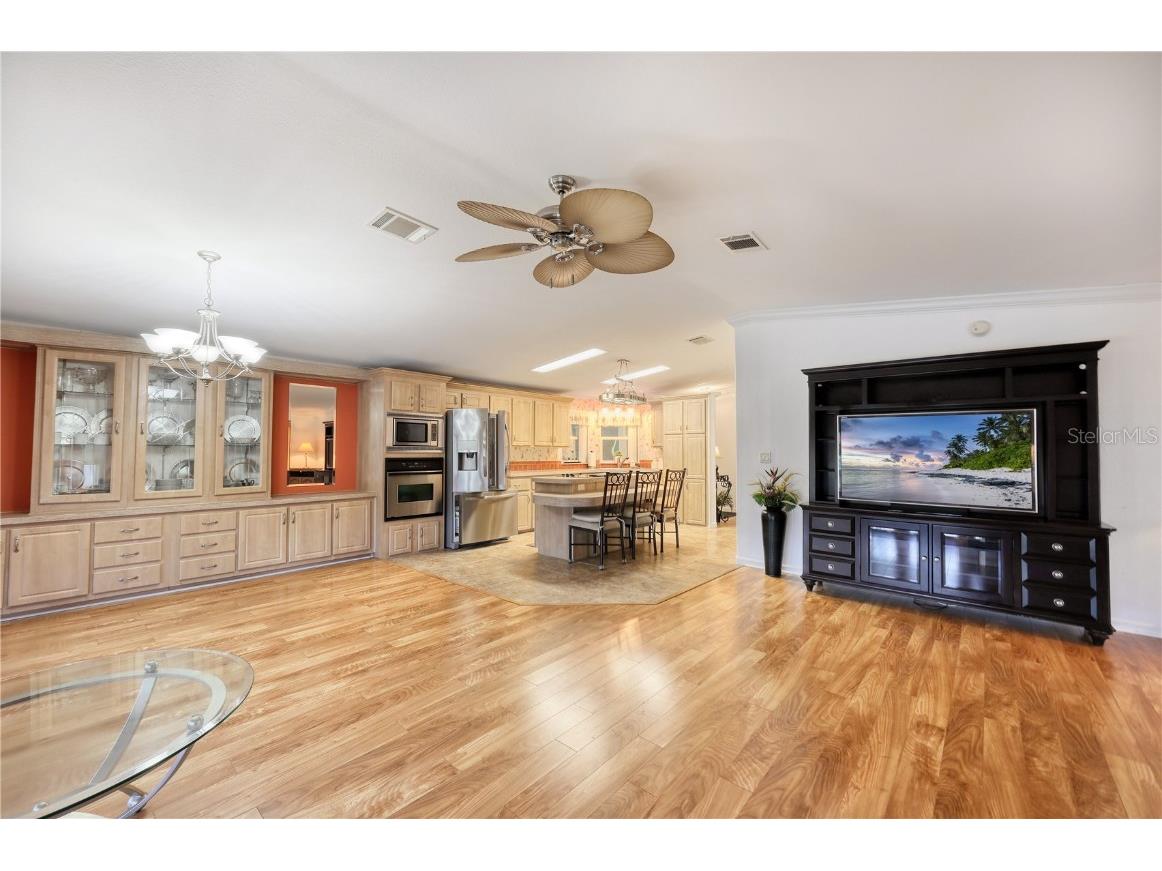 2100 Kings Highway #63 Port Charlotte FL 33980 C7514280 image11