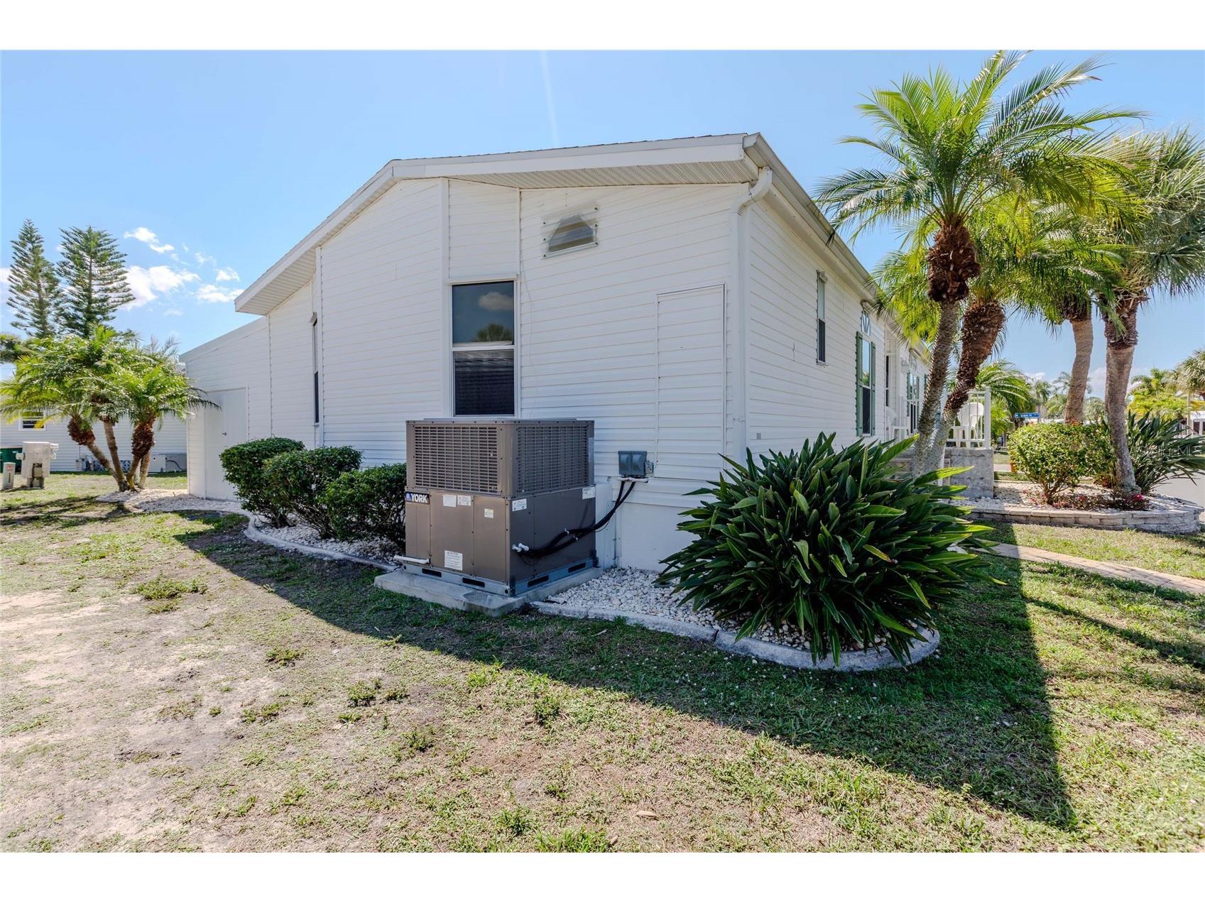 2100 Kings Highway #729 Port Charlotte FL 33980 C7523387 image21