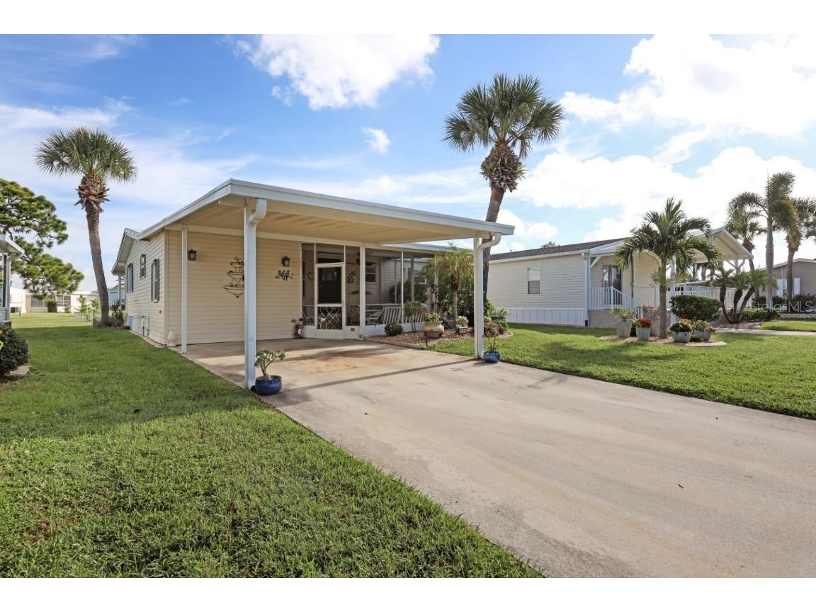 2100 Kings Highway #830 Port Charlotte FL 33980 C7513427 image1