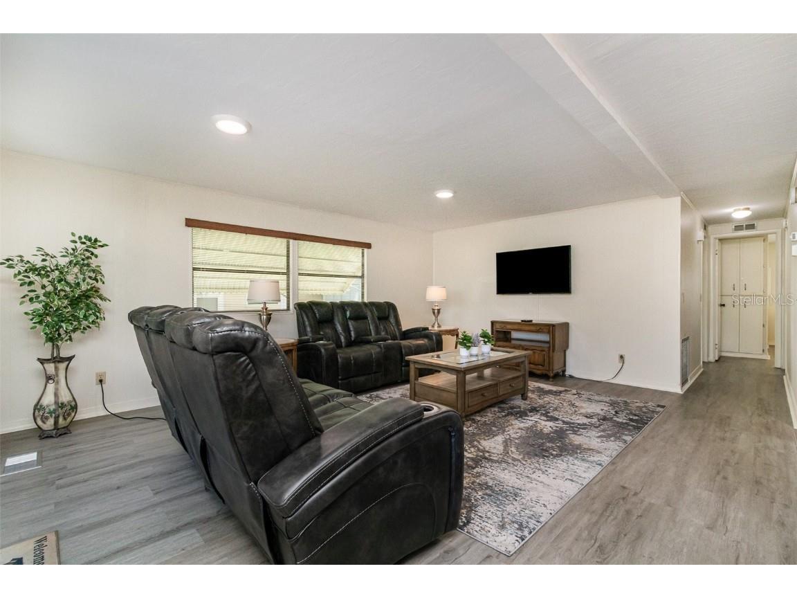 2100 Kings Highway #835 Punta Gorda FL 33980 C7510122 image6