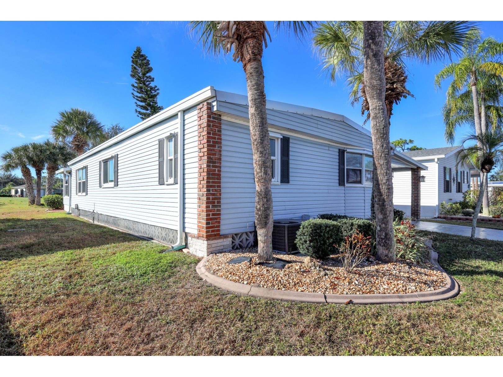 2100 Kings Highway #857 Port Charlotte FL 33980 C7519993 image35