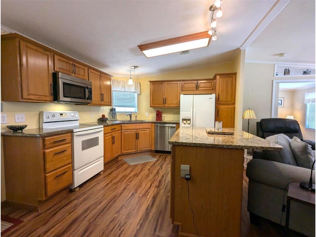 2100 Kings Highway #977 Port Charlotte FL 33980 D6142159 image4