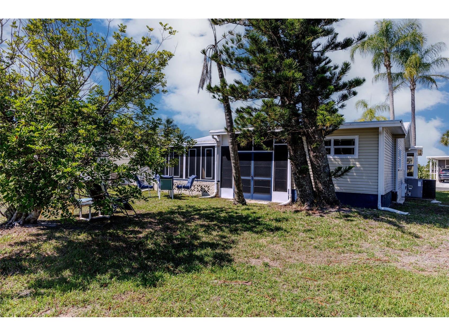 2100 Kings Highway Crescent #693 Port Charlotte FL 33980 C7523981 image30