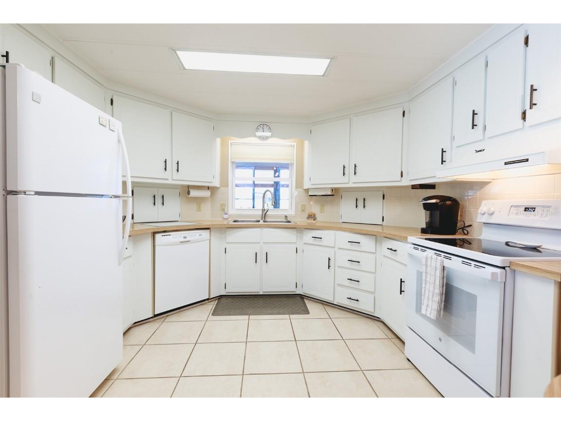 2100 Kings Highway W #1059 Port Charlotte FL 33980 C7518292 image8