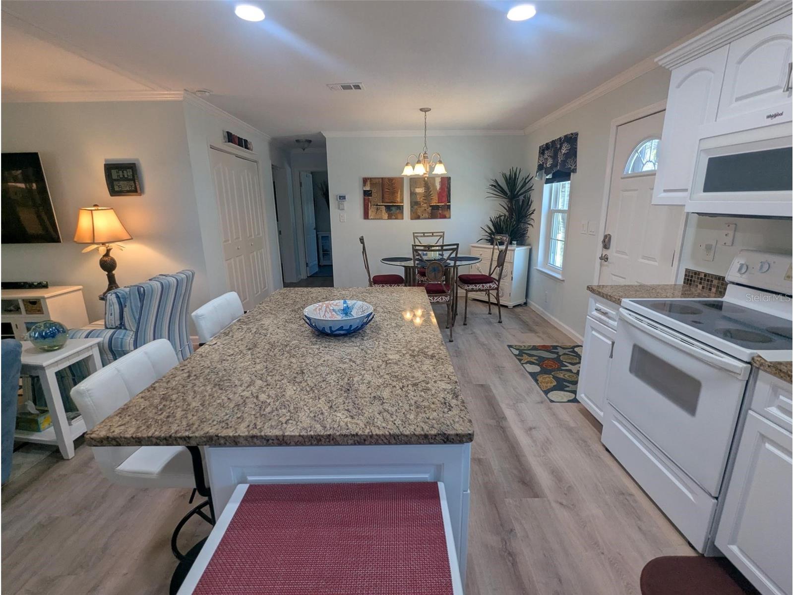 2100 Kings Hwy #1098 Port Charlotte FL 33980 D6147181 image11