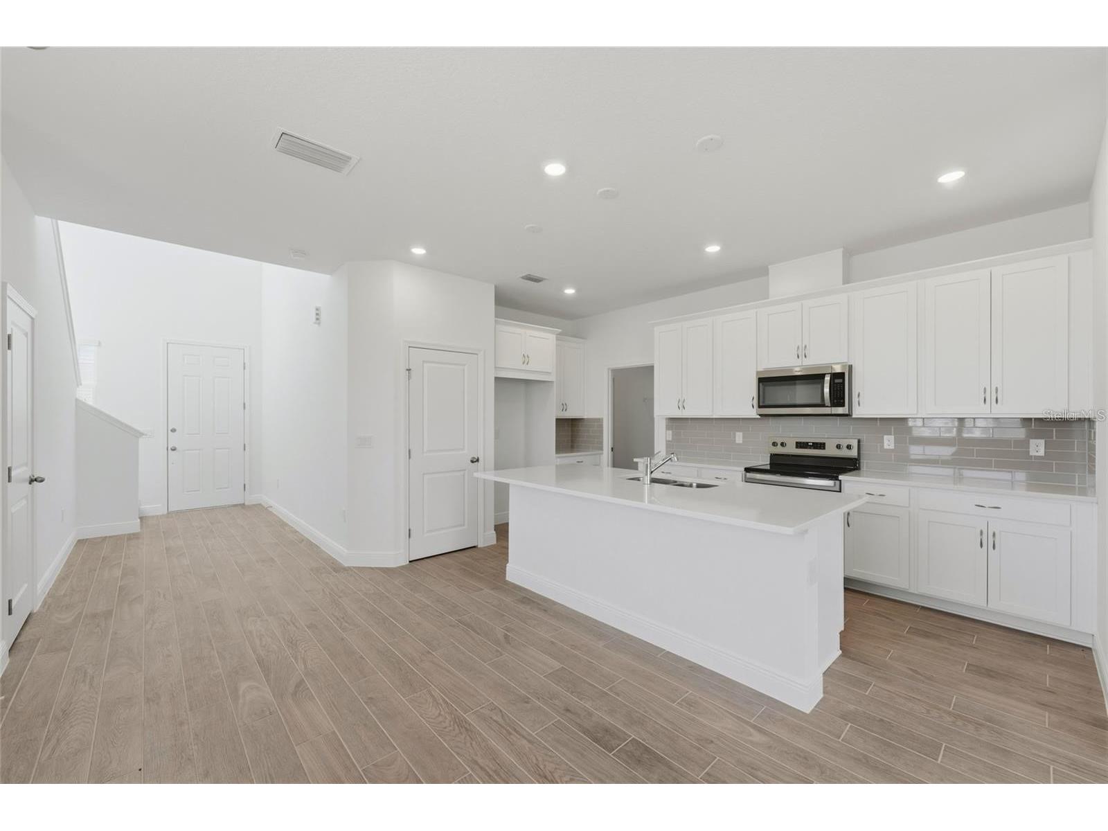 2100 Maverick Court Minneola FL 34715 O6415186 image6