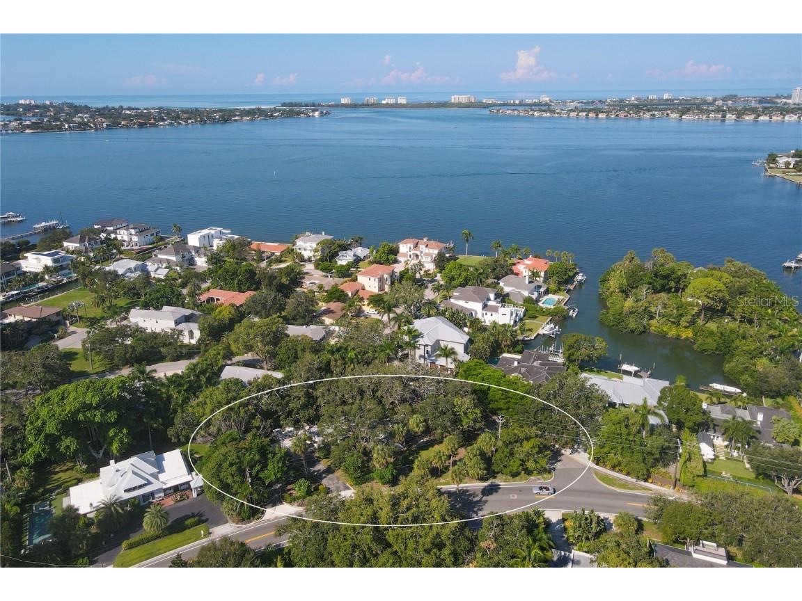 2100 Mcclellen Parkwy Sarasota FL 34239 A4583799 image1