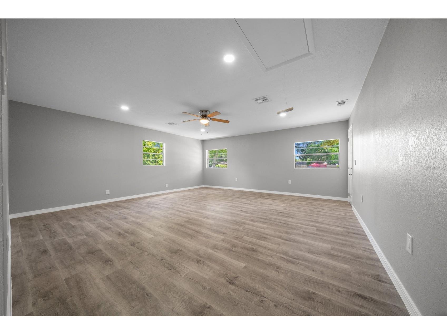 2100 NE 52nd Street Ocala FL 34479 OM726921 image23
