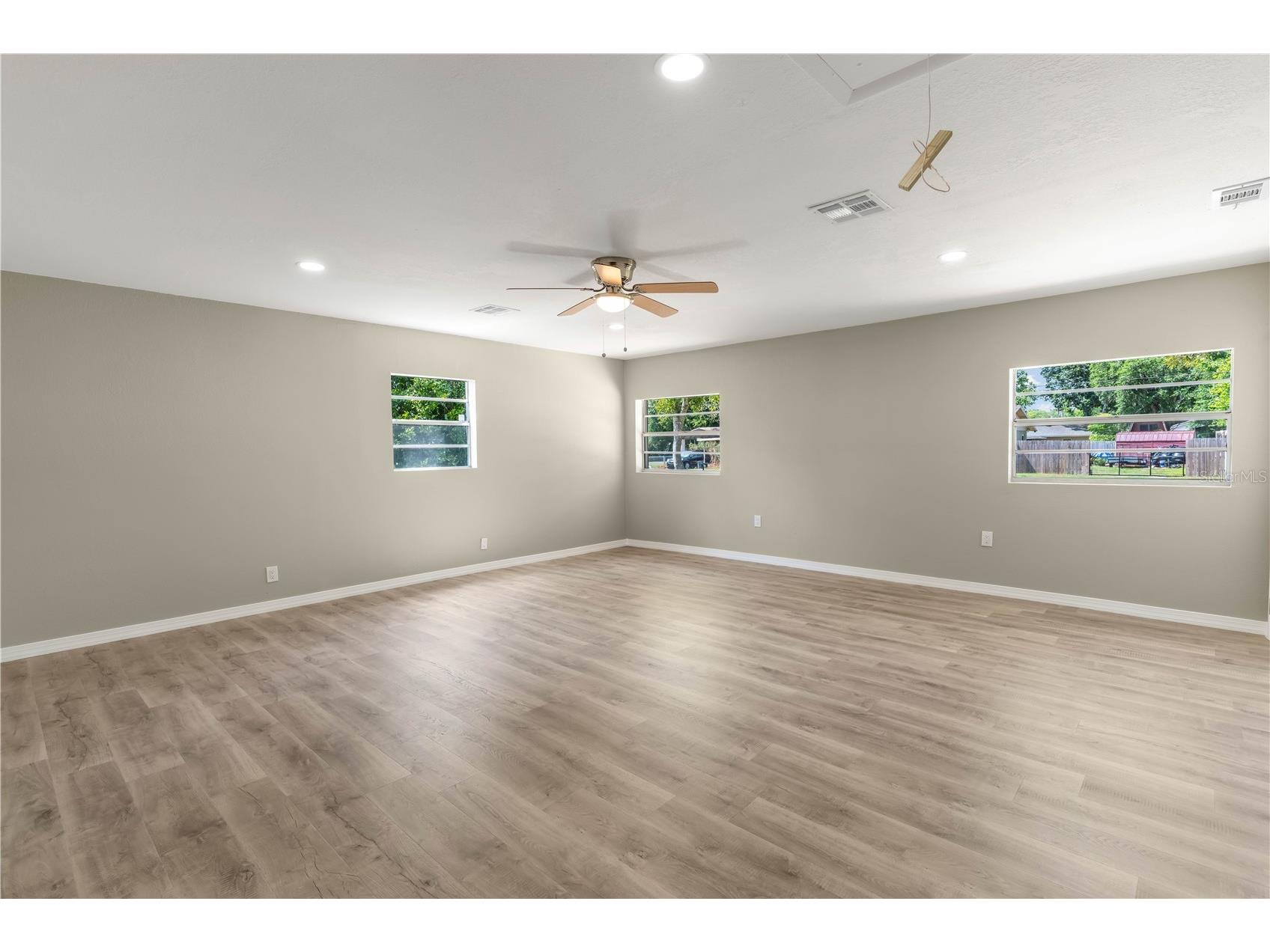 2100 NE 52nd Street Ocala FL 34479 TB8502398 image15