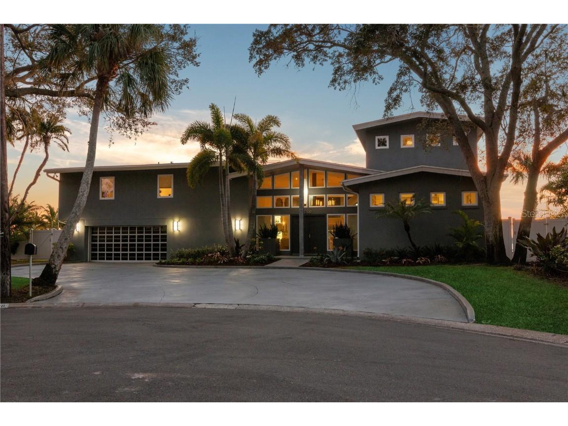 2100 Pelham Road N Saint Petersburg FL 33710 - BOCA CIEGA BAY U8235194 image1