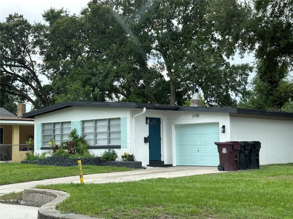 2100 Pine Bluff Avenue Orlando FL 32806 O6197869 image1