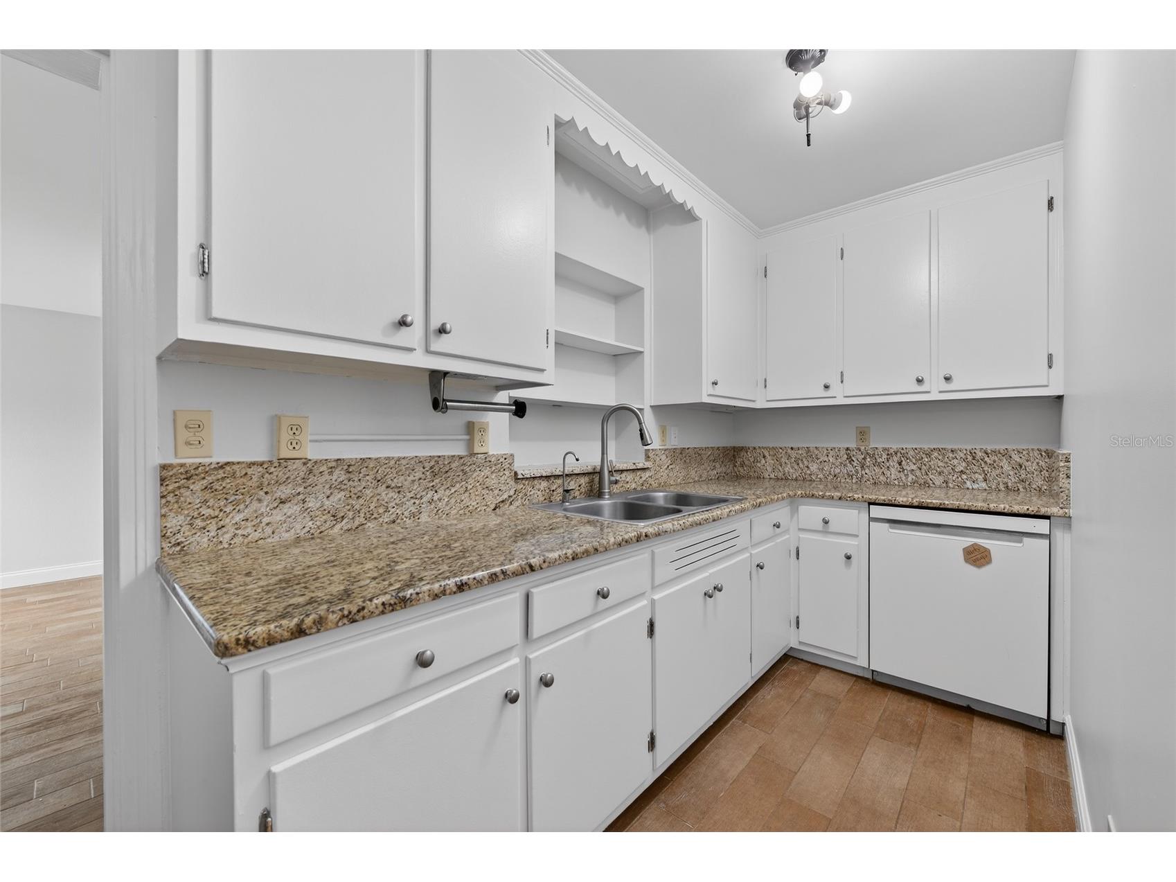 2100 S Peninsula Drive Daytona Beach FL 32118 V4946647 image8