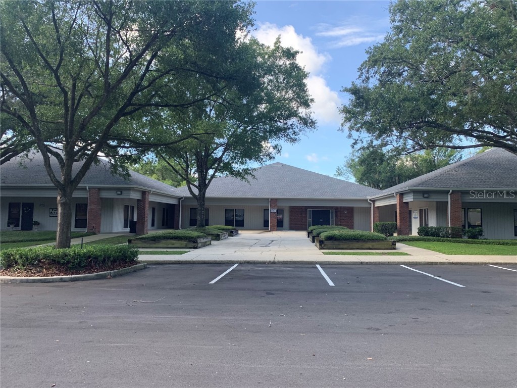 2100 SE 17th Street #701 Ocala FL 34471 OM652414 image1