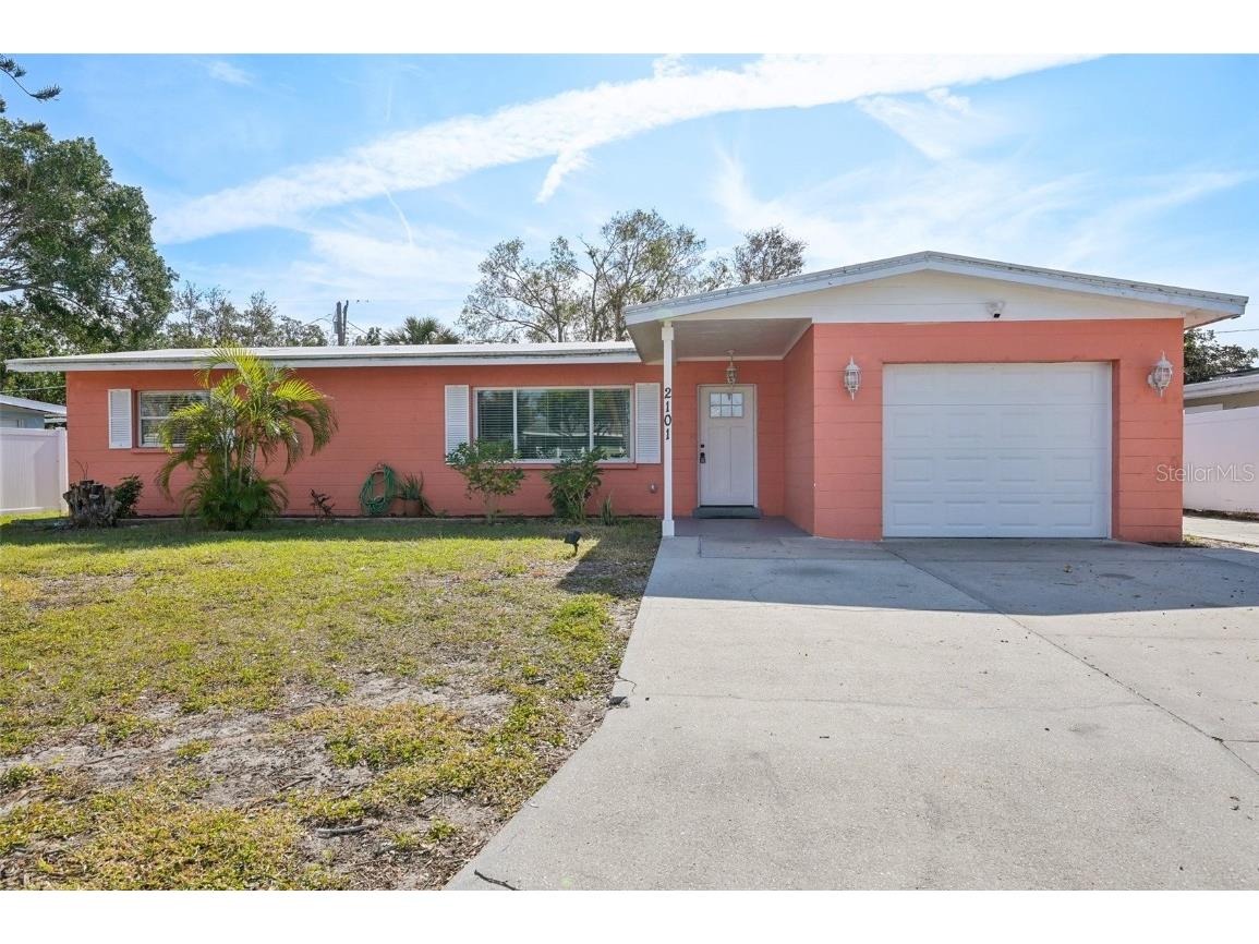 2101 25th Avenue W Bradenton FL 34205 A4630977 image1