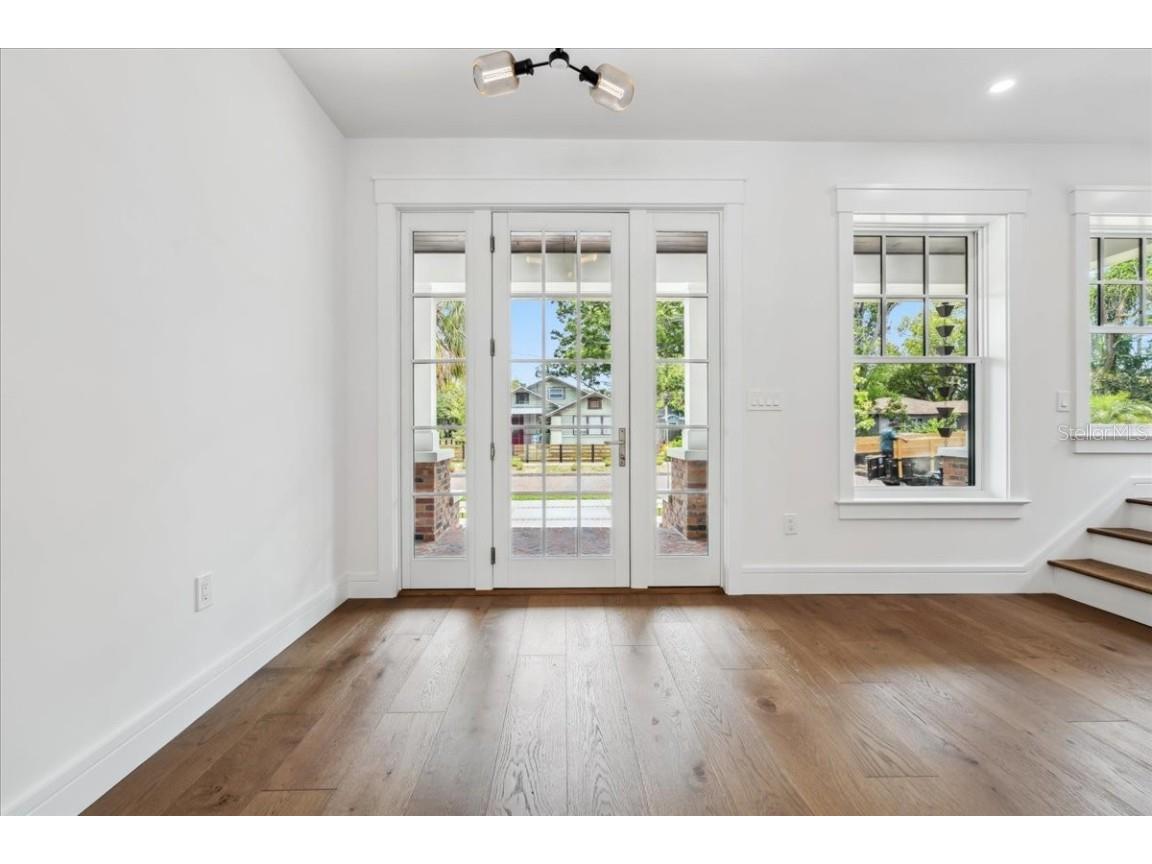 2101 3rd Avenue N Saint Petersburg FL 33713 TB8390574 image13