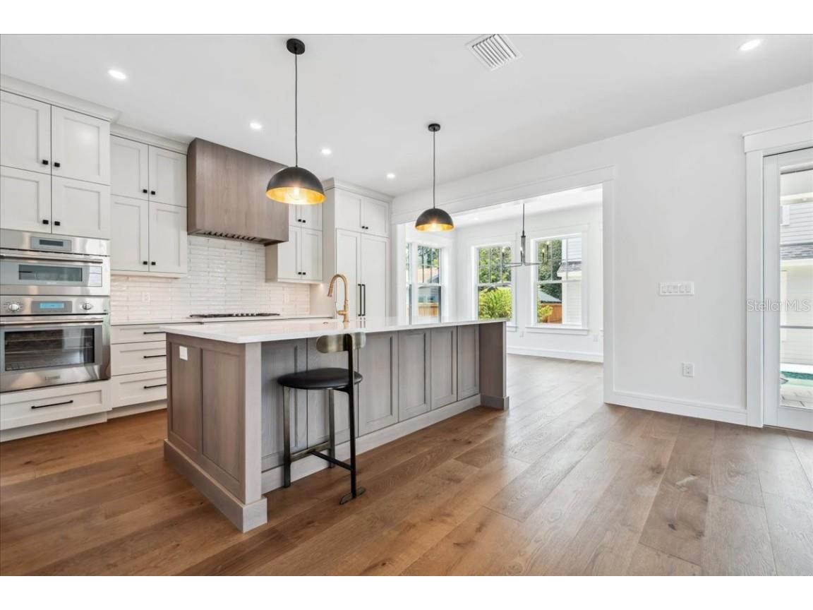 2101 3rd Avenue N Saint Petersburg FL 33713 TB8390574 image22