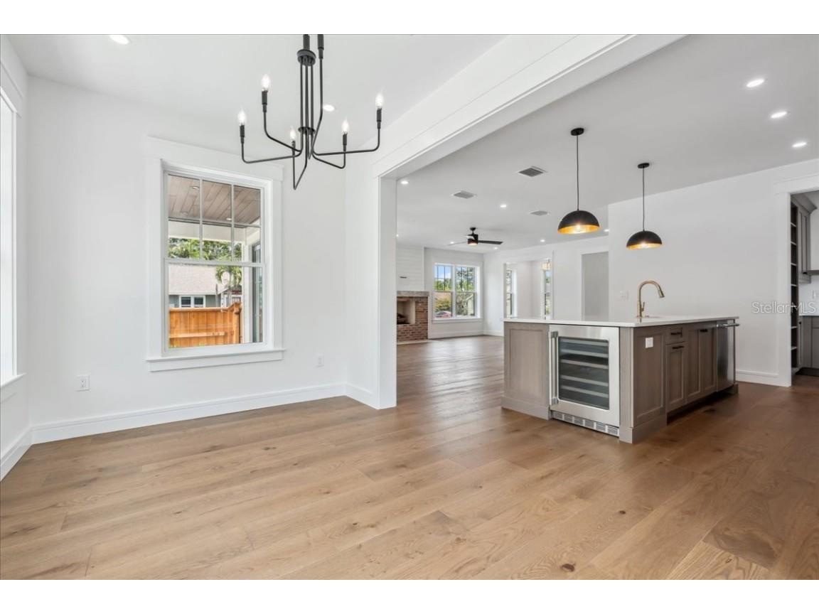 2101 3rd Avenue N Saint Petersburg FL 33713 TB8390574 image29