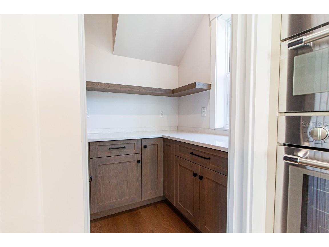 2101 3rd Avenue N Saint Petersburg FL 33713 TB8390574 image32