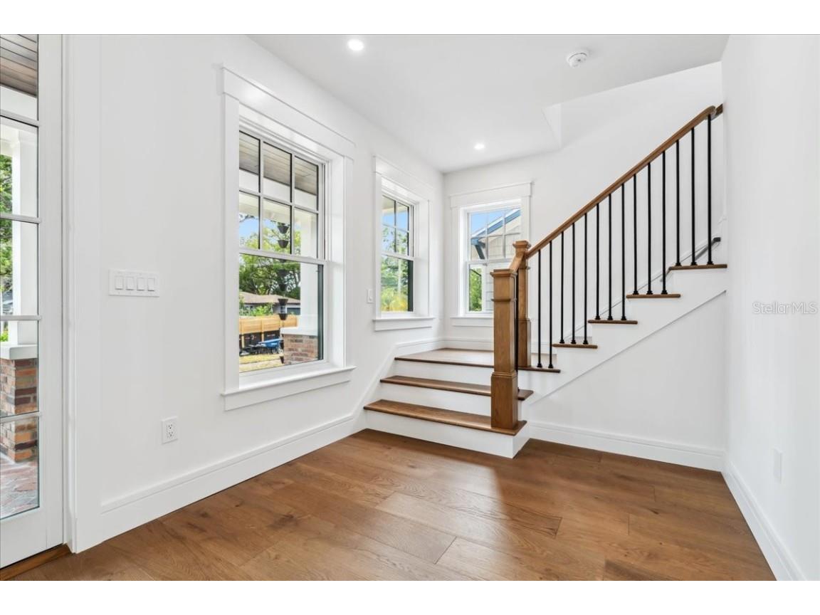 2101 3rd Avenue N Saint Petersburg FL 33713 TB8390574 image34