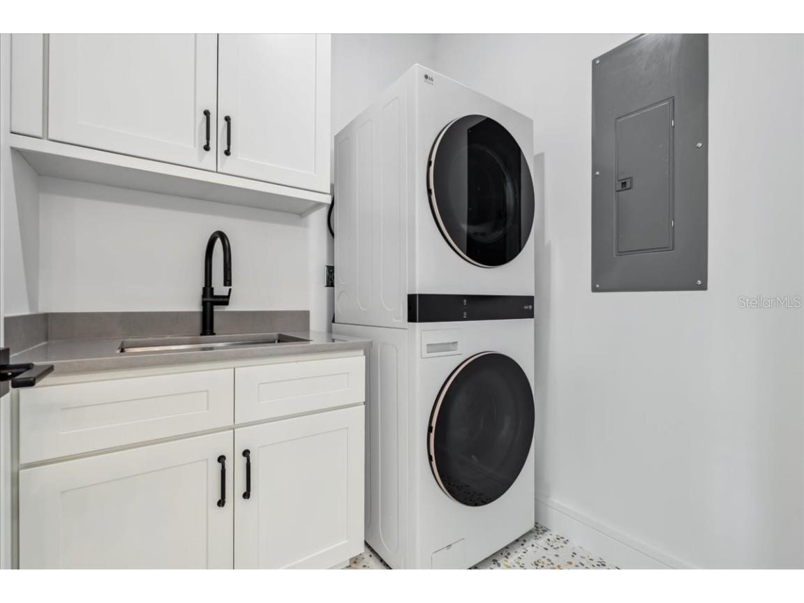 2101 3rd Avenue N Saint Petersburg FL 33713 TB8390574 image48