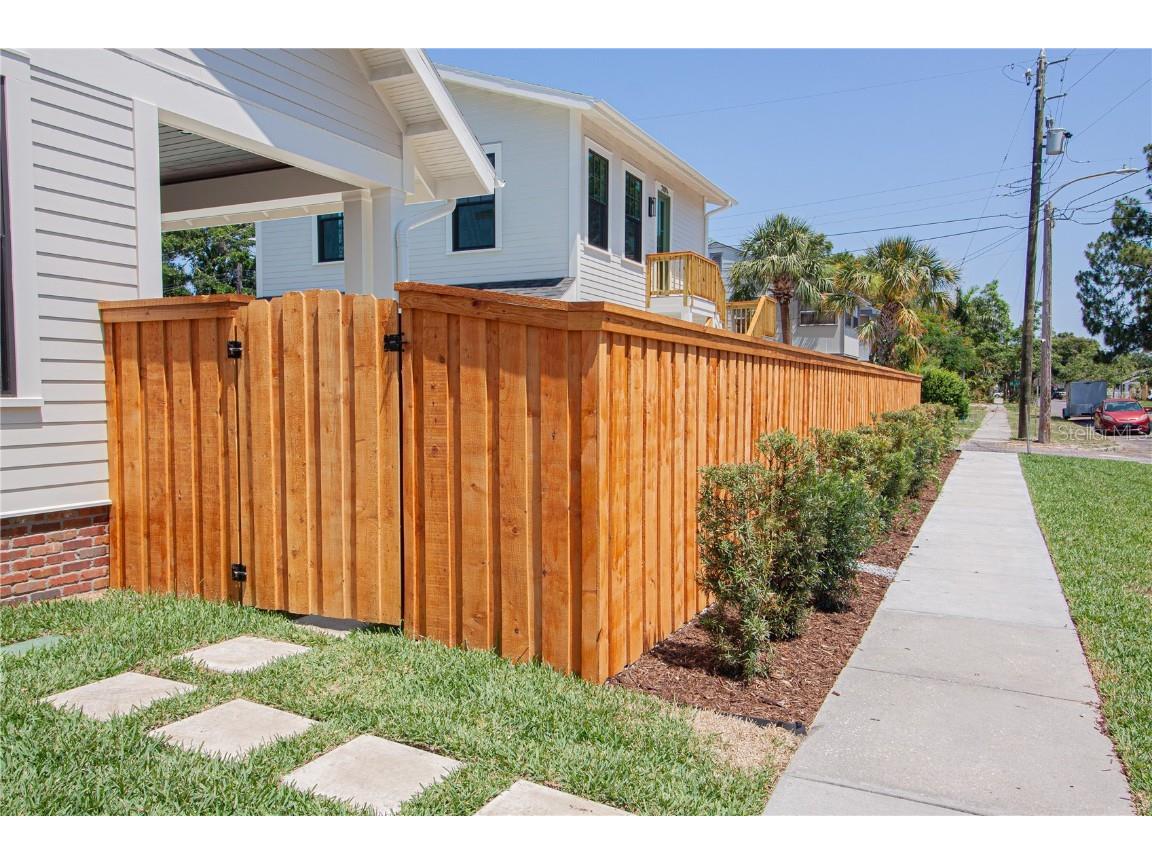 2101 3rd Avenue N Saint Petersburg FL 33713 TB8390574 image7