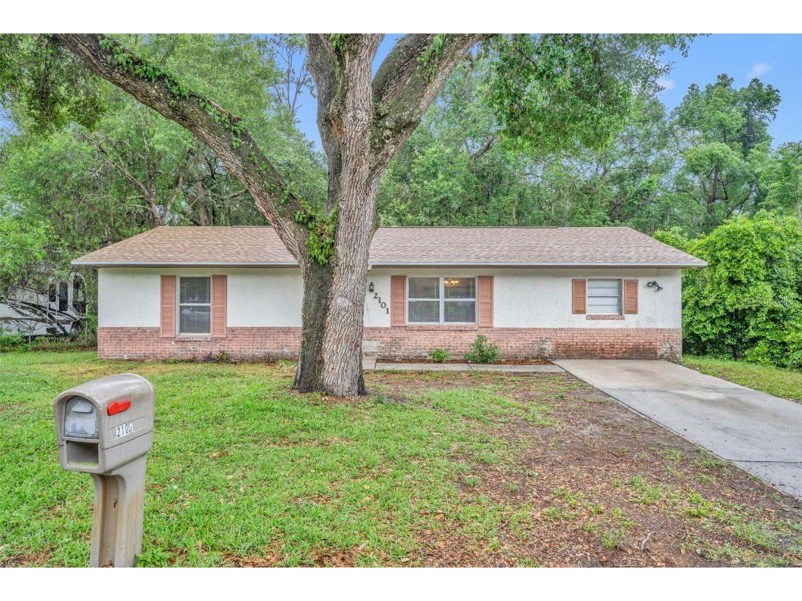 2101 Almond Street Orange City FL 32763 V4930333 image1