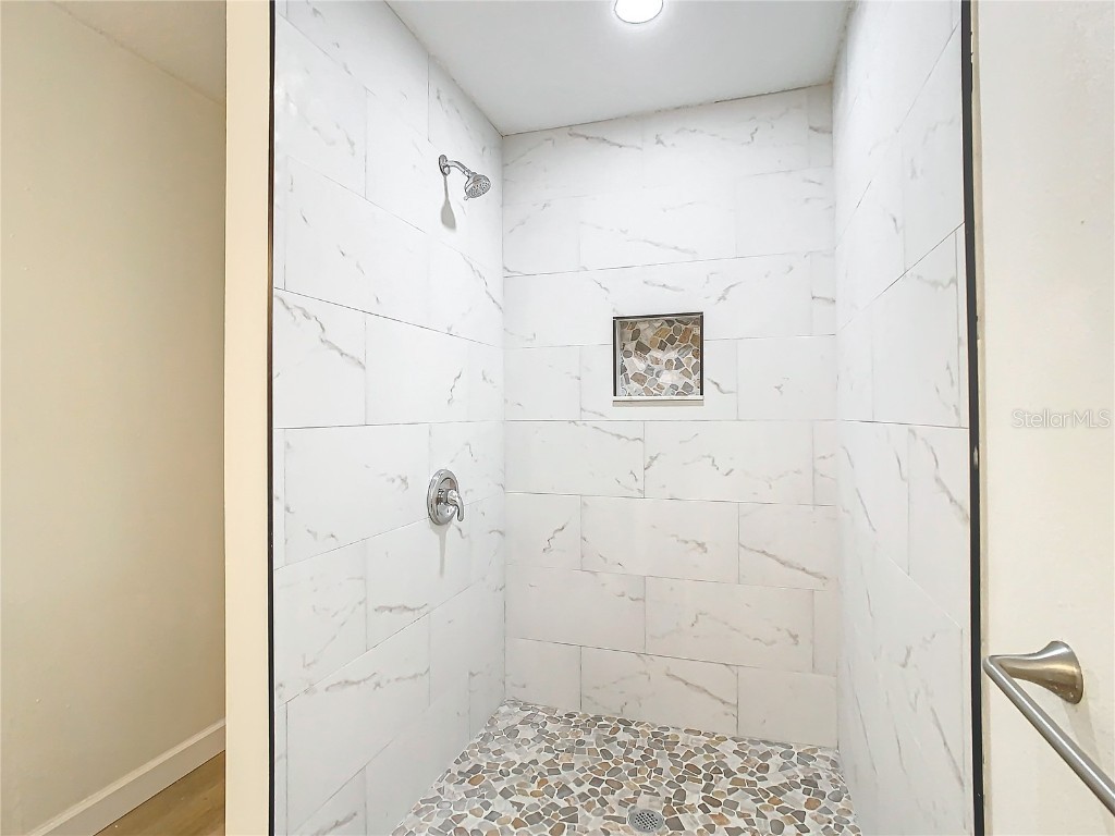 2101 E Ellicott Street Tampa FL 33610 TB8403486 image13