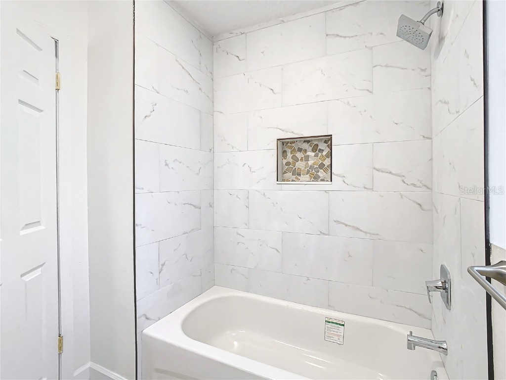 2101 E Ellicott Street Tampa FL 33610 TB8403486 image17