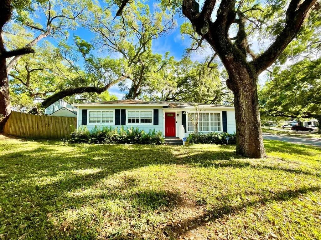 2101 E Howell Street Tampa FL 33610 T3512900 image1