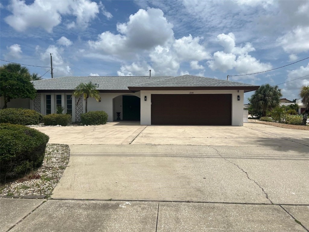 2101 Gulf Boulevard Belleair Beach FL 33786 TB8389776 image2