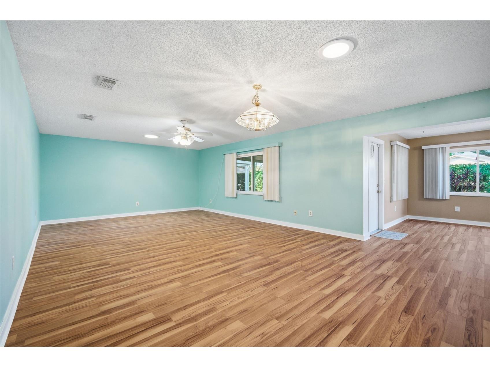 2101 Hailstone Circle #0 Sun City Center FL 33573 TB8476289 image13