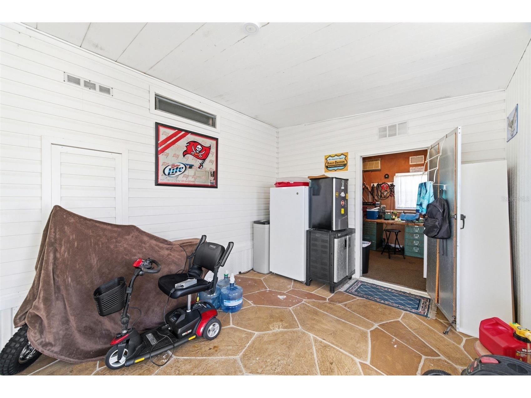 2101 Kona Dr Holiday FL 34691 W7884636 image41