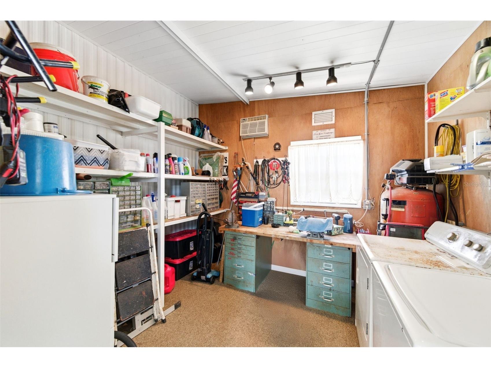 2101 Kona Dr Holiday FL 34691 W7884636 image43