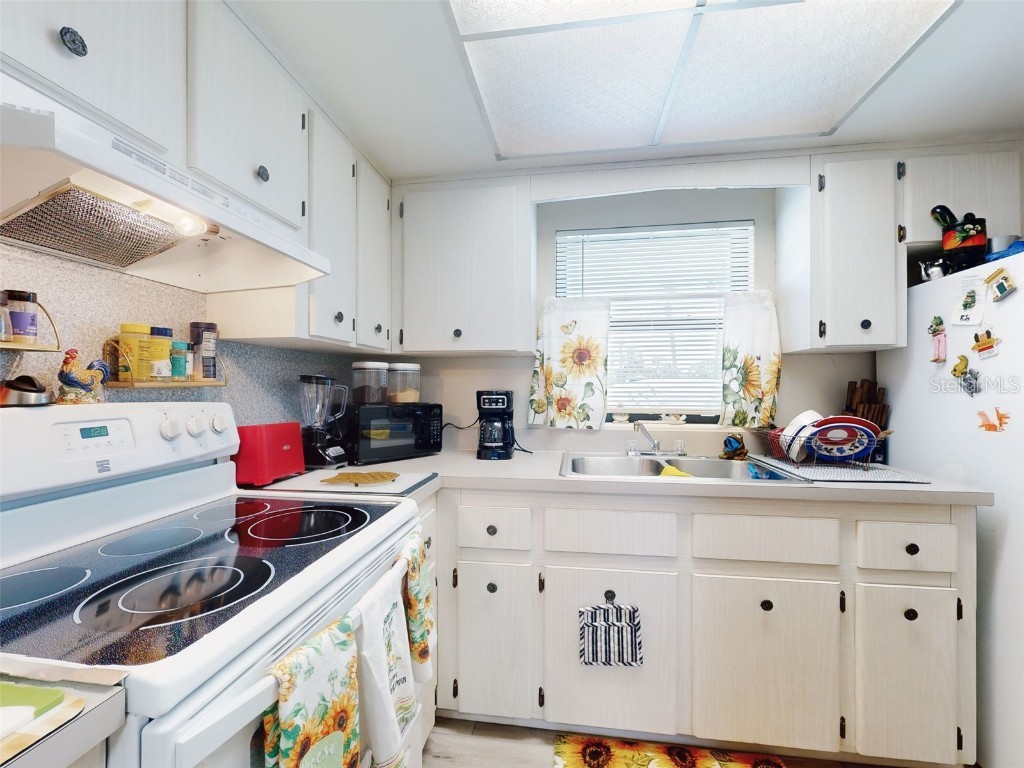 2101 N Atlantic Avenue #10 Daytona Beach FL 32118 V4942415 image9