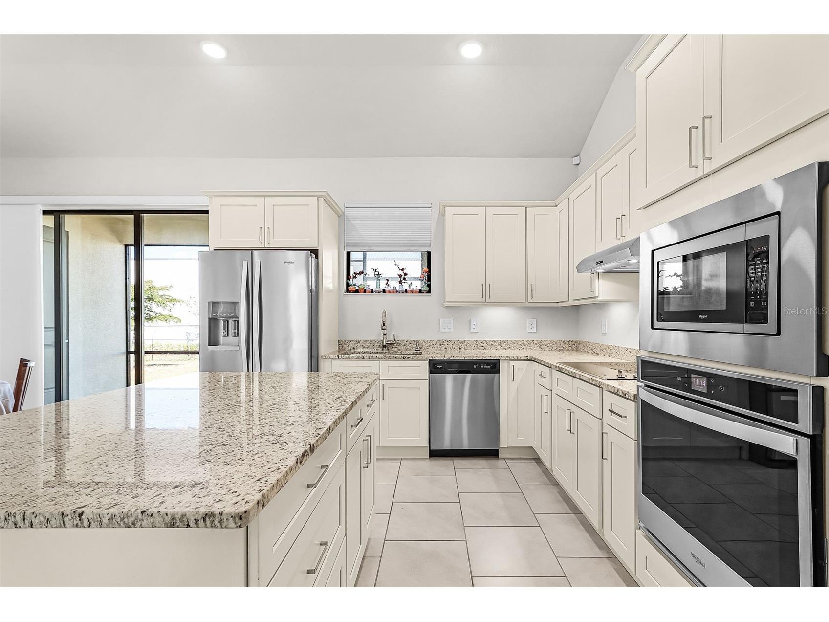 2101 NE 36th Terrace Cape Coral FL 33909 C7521684 image3