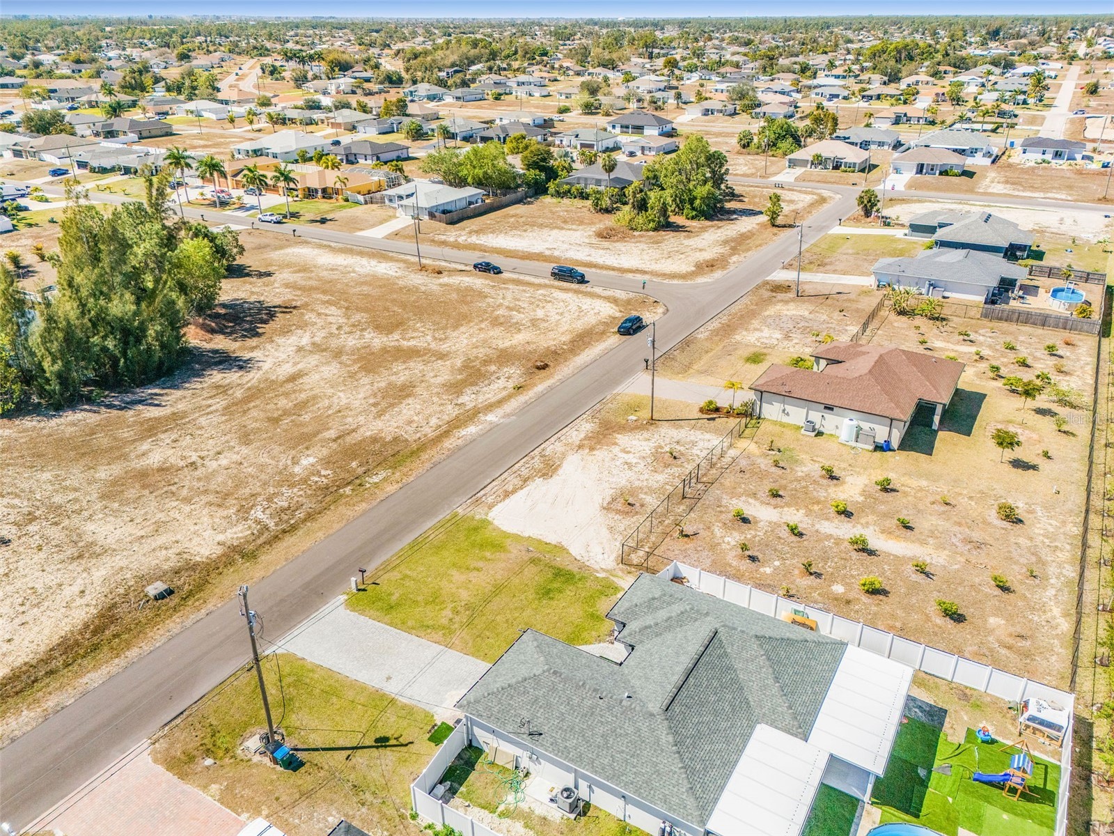 2101 NE 36th Terrace Cape Coral FL 33909 C7521684 image40