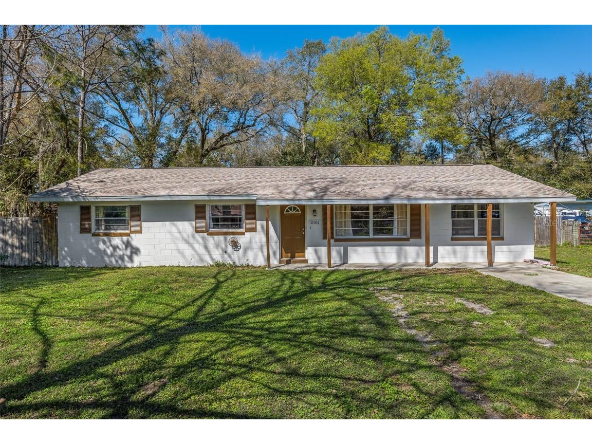 2101 NE 79th Place Ocala FL 34479 OM673702 image1