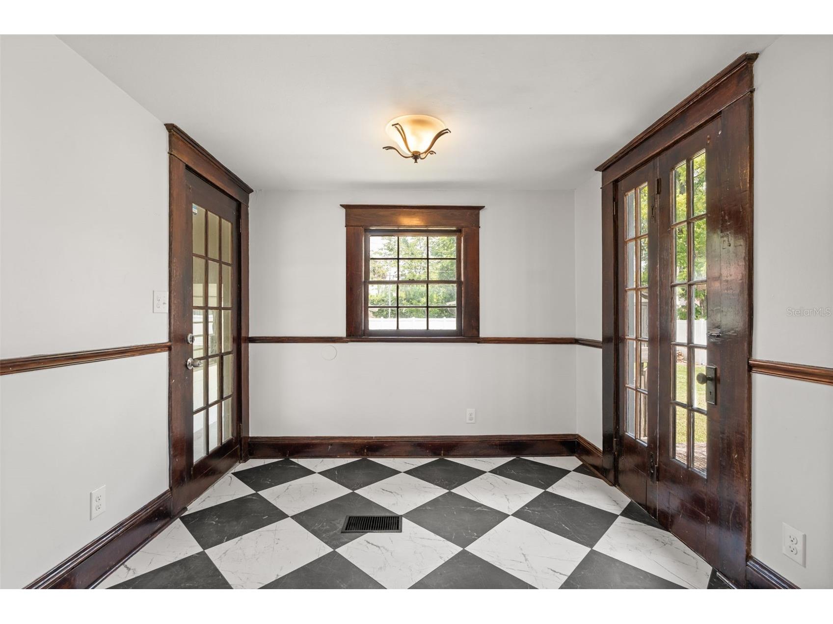 2101 Sanford Avenue Sanford FL 32771 O6421712 image14