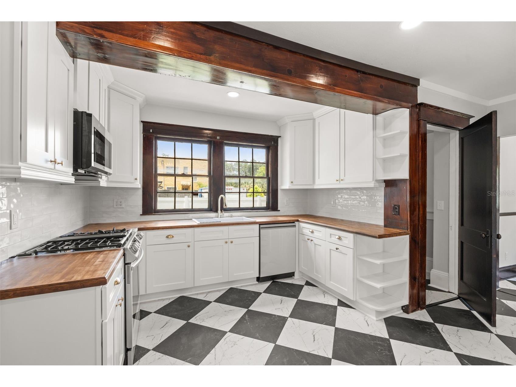 2101 Sanford Avenue Sanford FL 32771 O6421712 image21