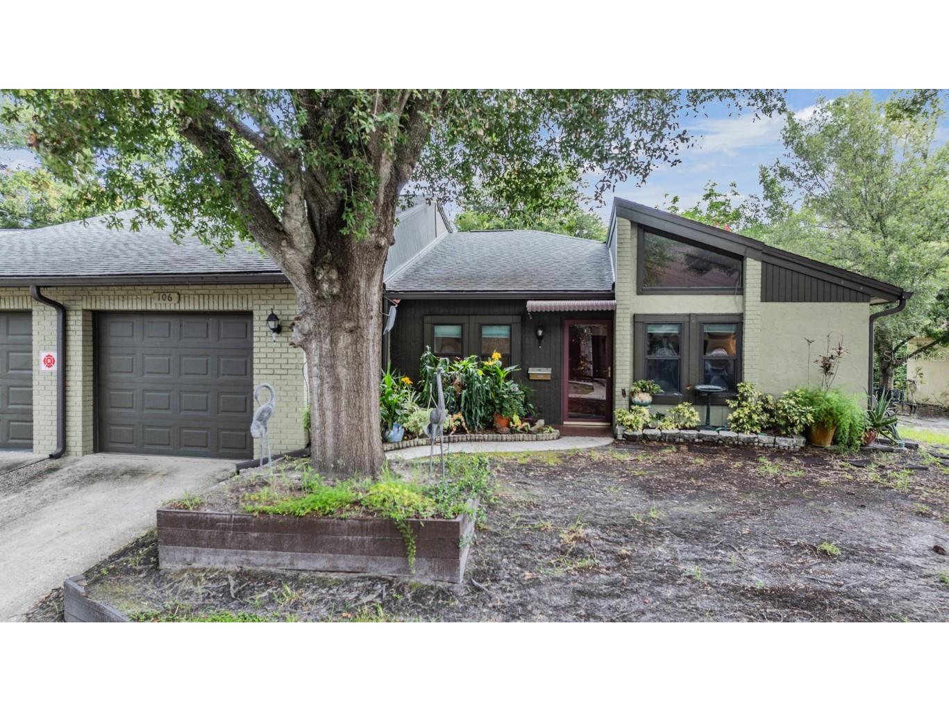 2101 Sunset Point Road #106 Clearwater FL 33765 U8246142 image1