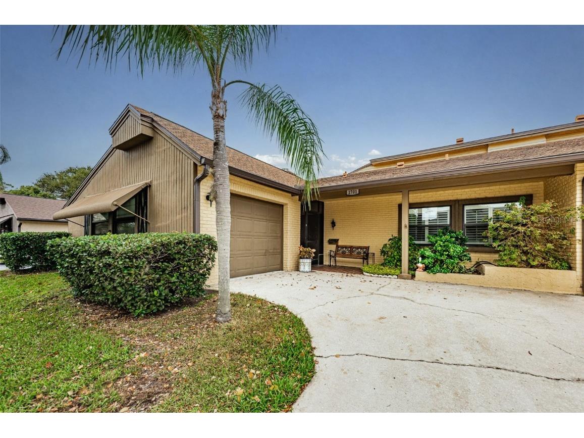 2101 Sunset Point Road #1701 Clearwater FL 33765 U8187332 image1