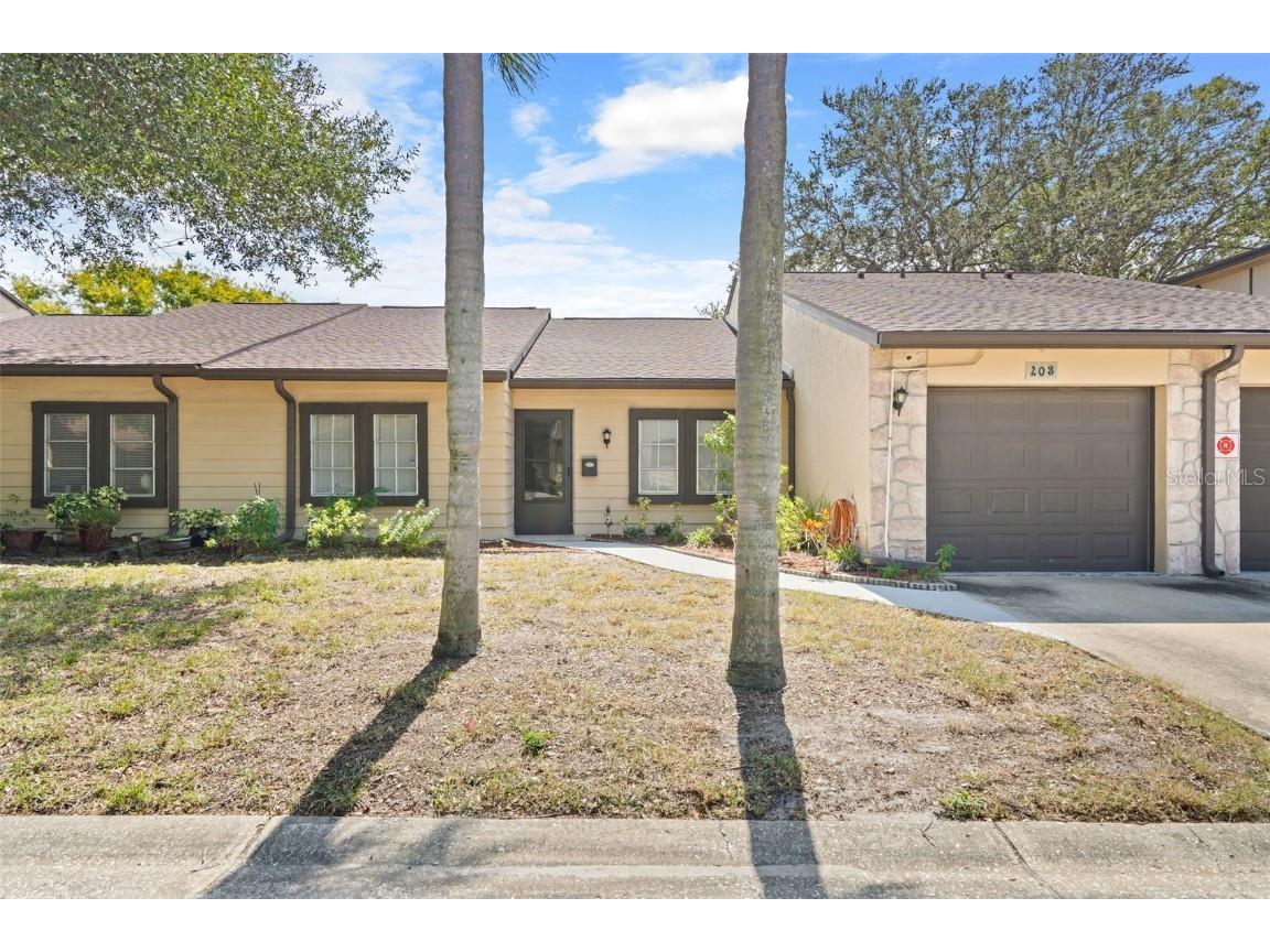 2101 Sunset Point Road #203 Clearwater FL 33765 T3475129 image1