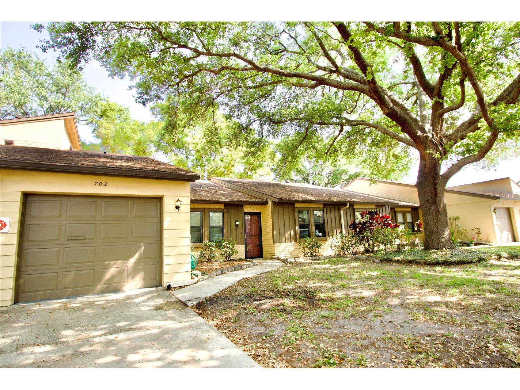2101 Sunset Point Road #702 Clearwater FL 33765 W7884672 image1